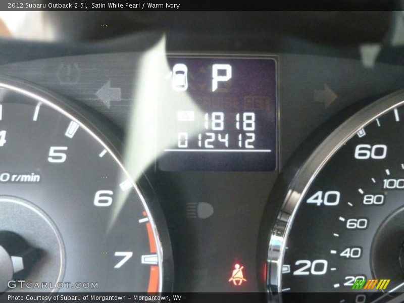 Satin White Pearl / Warm Ivory 2012 Subaru Outback 2.5i