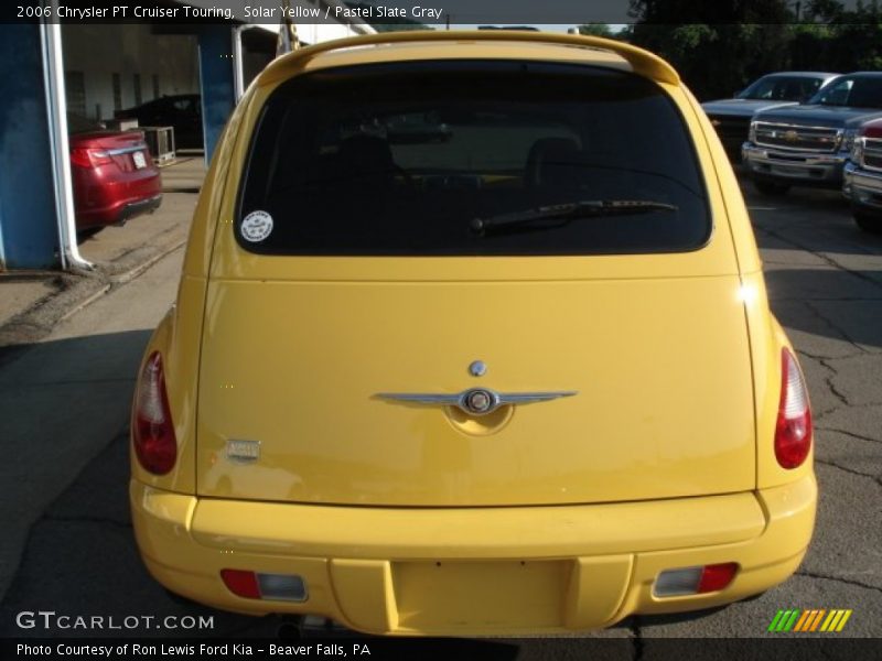 Solar Yellow / Pastel Slate Gray 2006 Chrysler PT Cruiser Touring