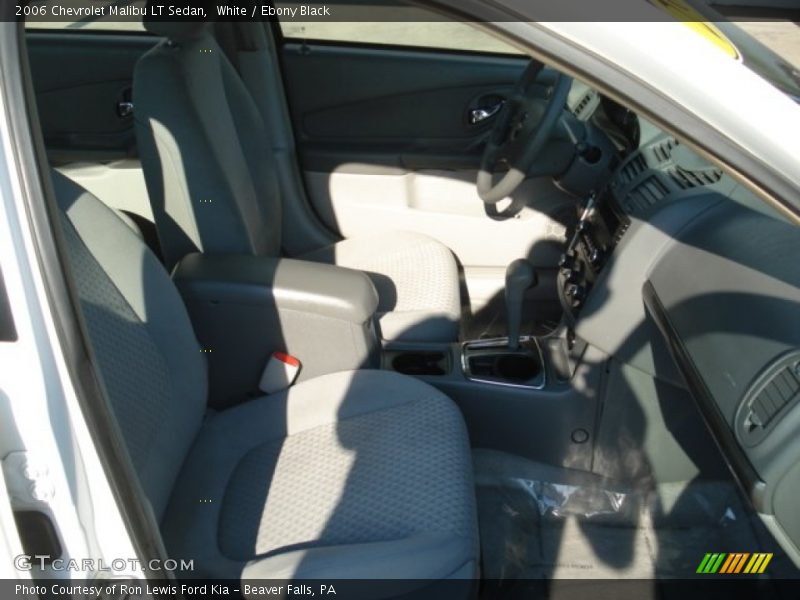 White / Ebony Black 2006 Chevrolet Malibu LT Sedan