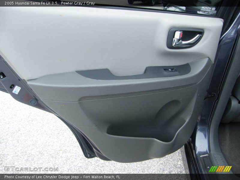 Pewter Gray / Gray 2005 Hyundai Santa Fe LX 3.5