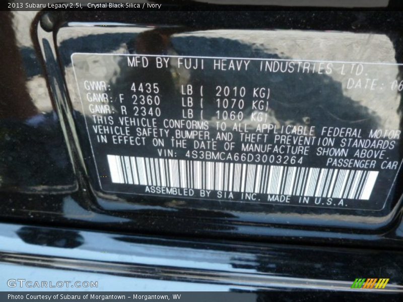 Crystal Black Silica / Ivory 2013 Subaru Legacy 2.5i