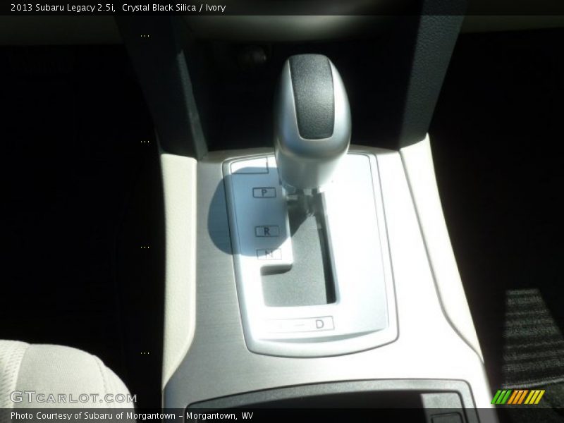 Crystal Black Silica / Ivory 2013 Subaru Legacy 2.5i