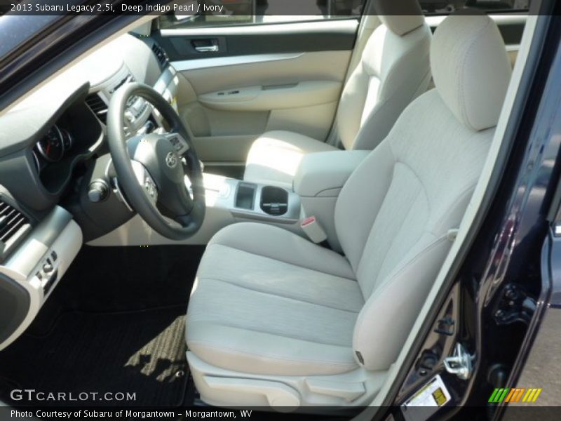 Deep Indigo Pearl / Ivory 2013 Subaru Legacy 2.5i
