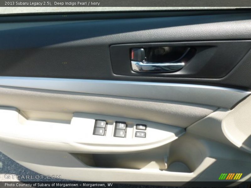Deep Indigo Pearl / Ivory 2013 Subaru Legacy 2.5i