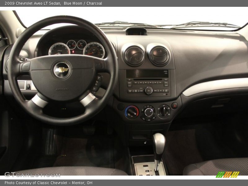 Dashboard of 2009 Aveo LT Sedan