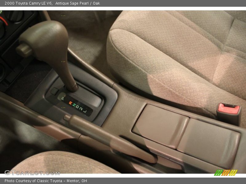 Antique Sage Pearl / Oak 2000 Toyota Camry LE V6