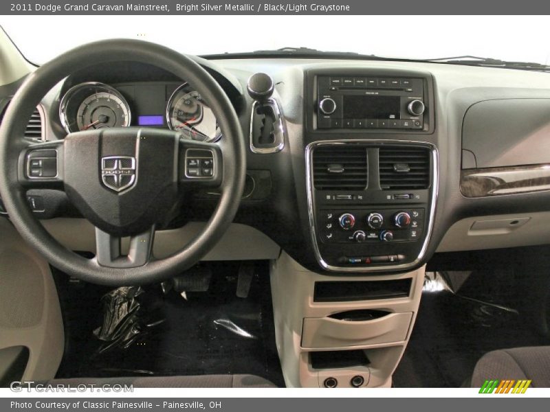 Bright Silver Metallic / Black/Light Graystone 2011 Dodge Grand Caravan Mainstreet