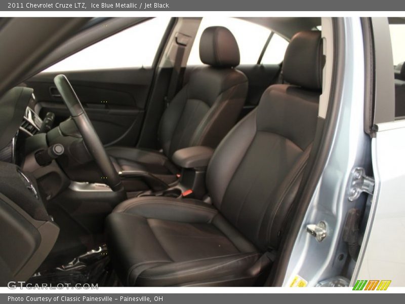 Front Seat of 2011 Cruze LTZ