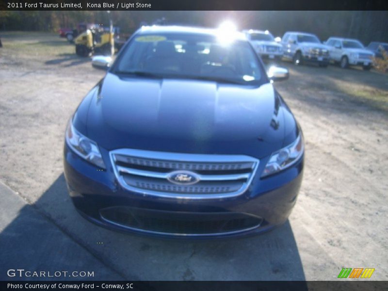 Kona Blue / Light Stone 2011 Ford Taurus Limited