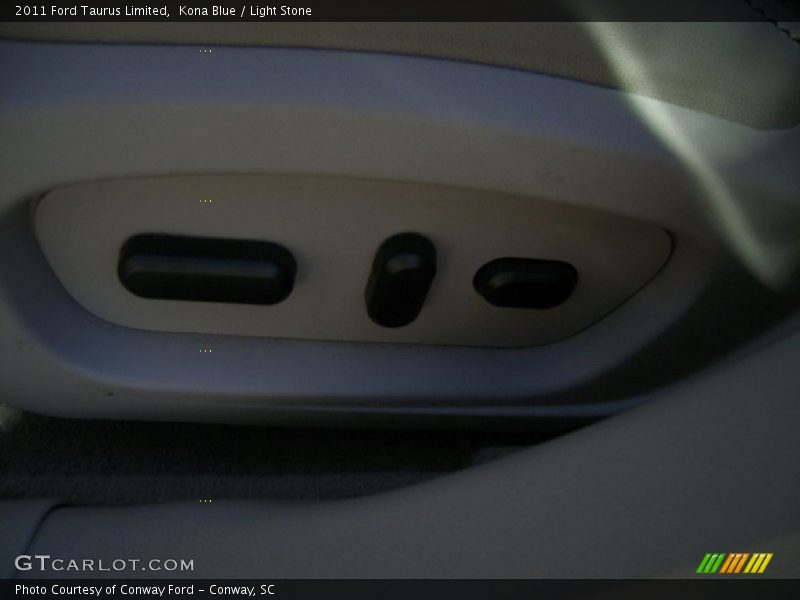 Kona Blue / Light Stone 2011 Ford Taurus Limited