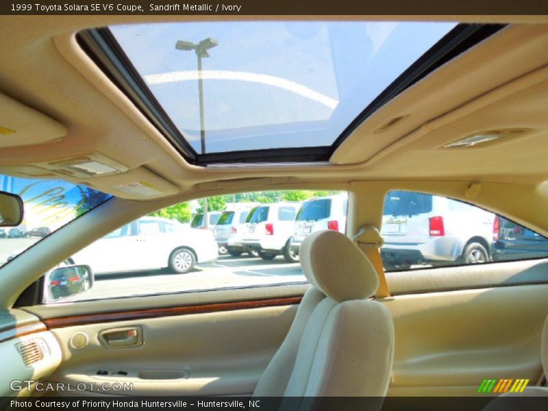 Sandrift Metallic / Ivory 1999 Toyota Solara SE V6 Coupe