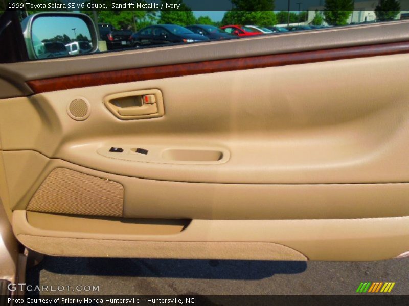 Sandrift Metallic / Ivory 1999 Toyota Solara SE V6 Coupe