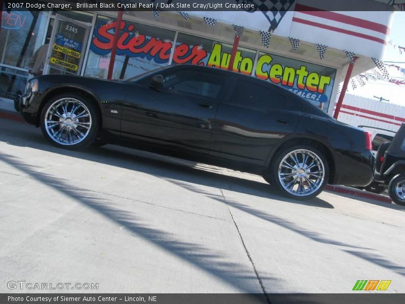 Brilliant Black Crystal Pearl / Dark Slate Gray/Light Graystone 2007 Dodge Charger