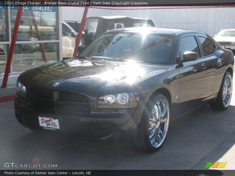 Brilliant Black Crystal Pearl / Dark Slate Gray/Light Graystone 2007 Dodge Charger