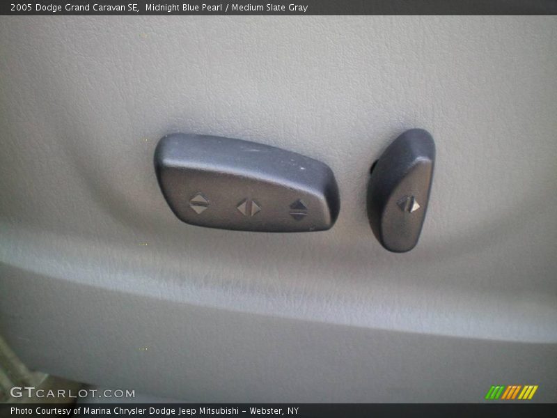 Midnight Blue Pearl / Medium Slate Gray 2005 Dodge Grand Caravan SE