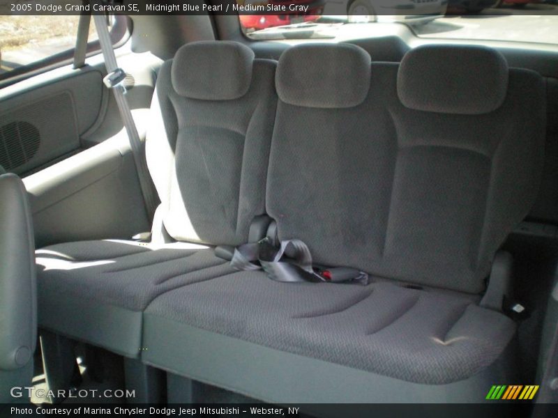 Midnight Blue Pearl / Medium Slate Gray 2005 Dodge Grand Caravan SE