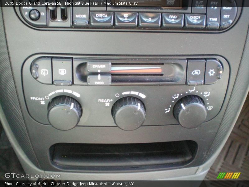 Midnight Blue Pearl / Medium Slate Gray 2005 Dodge Grand Caravan SE