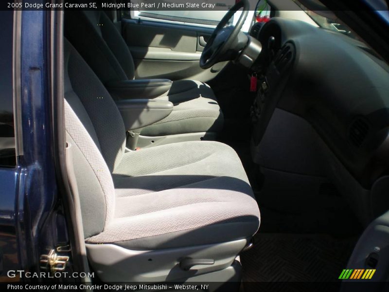 Midnight Blue Pearl / Medium Slate Gray 2005 Dodge Grand Caravan SE