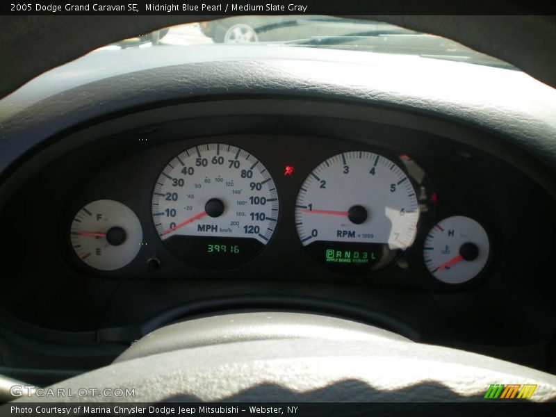 Midnight Blue Pearl / Medium Slate Gray 2005 Dodge Grand Caravan SE