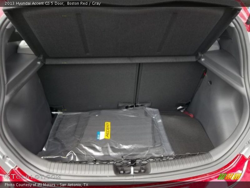  2013 Accent GS 5 Door Trunk