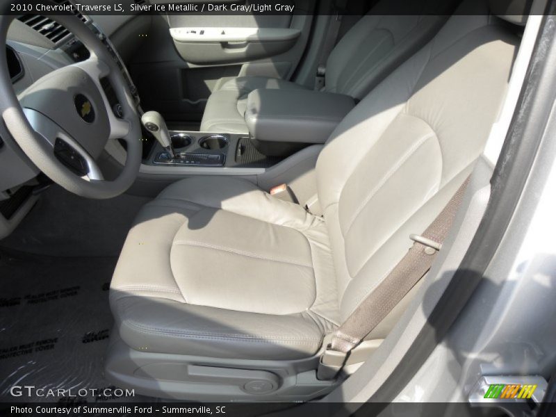 Silver Ice Metallic / Dark Gray/Light Gray 2010 Chevrolet Traverse LS