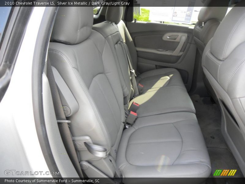 Silver Ice Metallic / Dark Gray/Light Gray 2010 Chevrolet Traverse LS