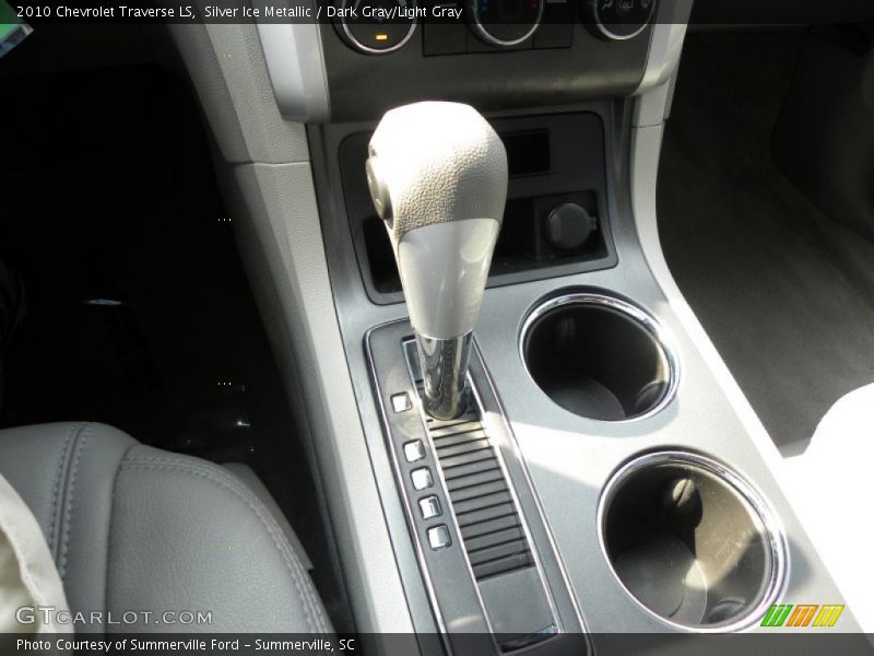 Silver Ice Metallic / Dark Gray/Light Gray 2010 Chevrolet Traverse LS