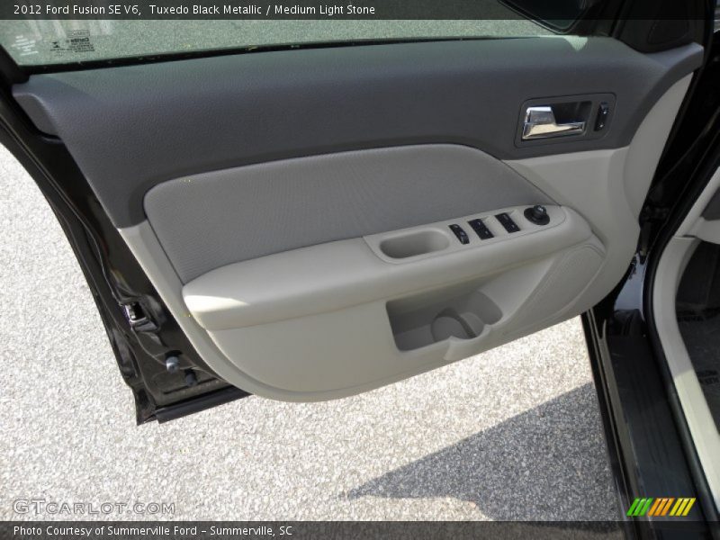 Tuxedo Black Metallic / Medium Light Stone 2012 Ford Fusion SE V6