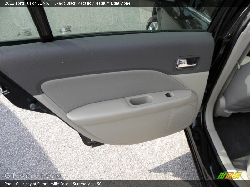 Tuxedo Black Metallic / Medium Light Stone 2012 Ford Fusion SE V6
