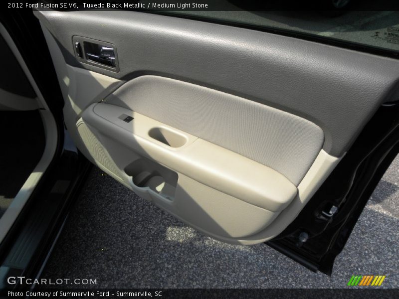Tuxedo Black Metallic / Medium Light Stone 2012 Ford Fusion SE V6