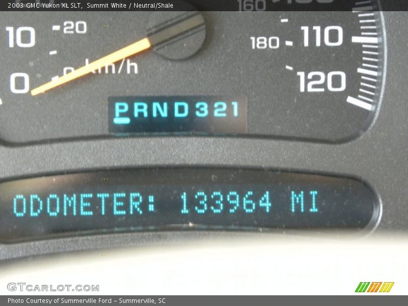 Summit White / Neutral/Shale 2003 GMC Yukon XL SLT