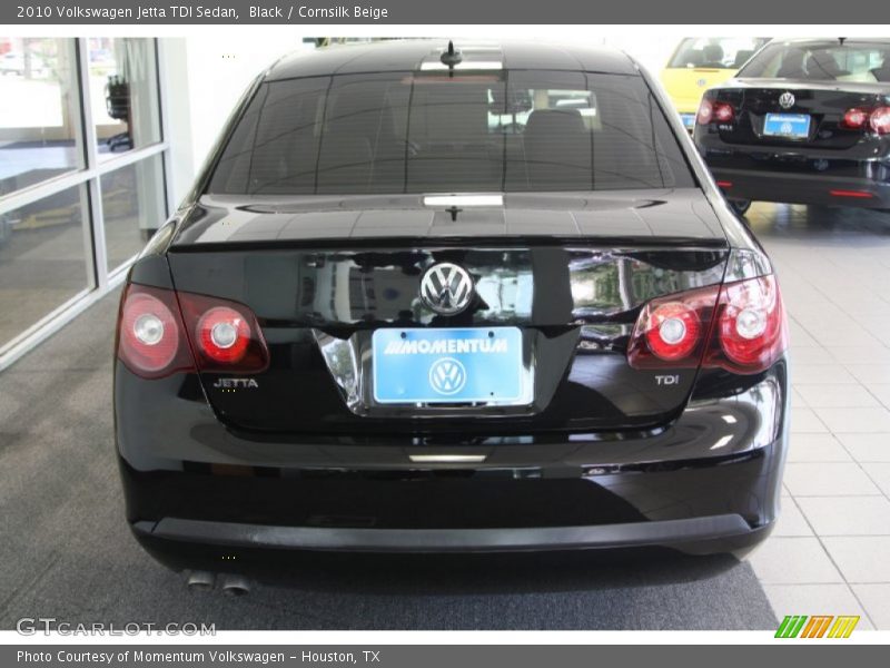 Black / Cornsilk Beige 2010 Volkswagen Jetta TDI Sedan