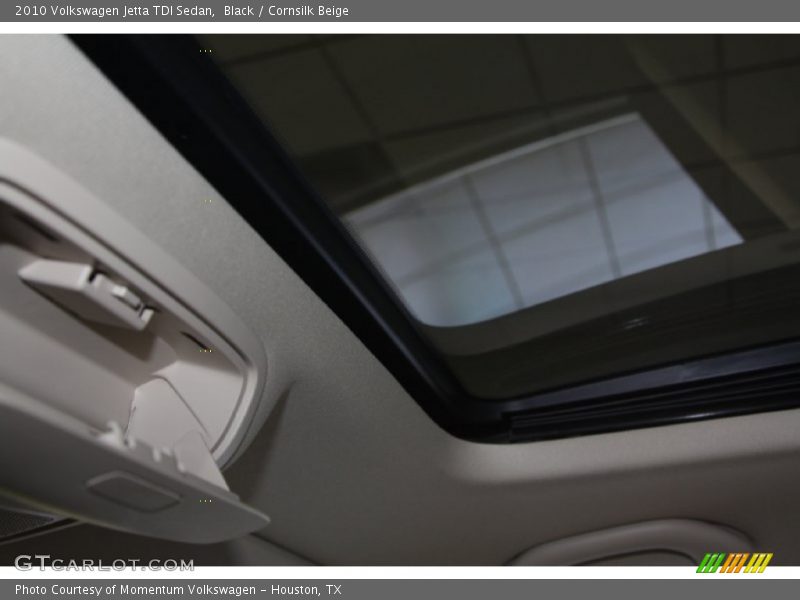 Black / Cornsilk Beige 2010 Volkswagen Jetta TDI Sedan