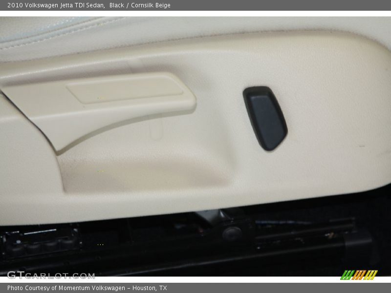 Black / Cornsilk Beige 2010 Volkswagen Jetta TDI Sedan