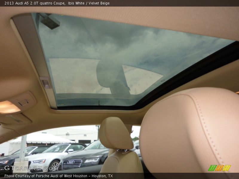 Sunroof of 2013 A5 2.0T quattro Coupe