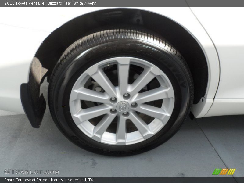 Blizzard Pearl White / Ivory 2011 Toyota Venza I4