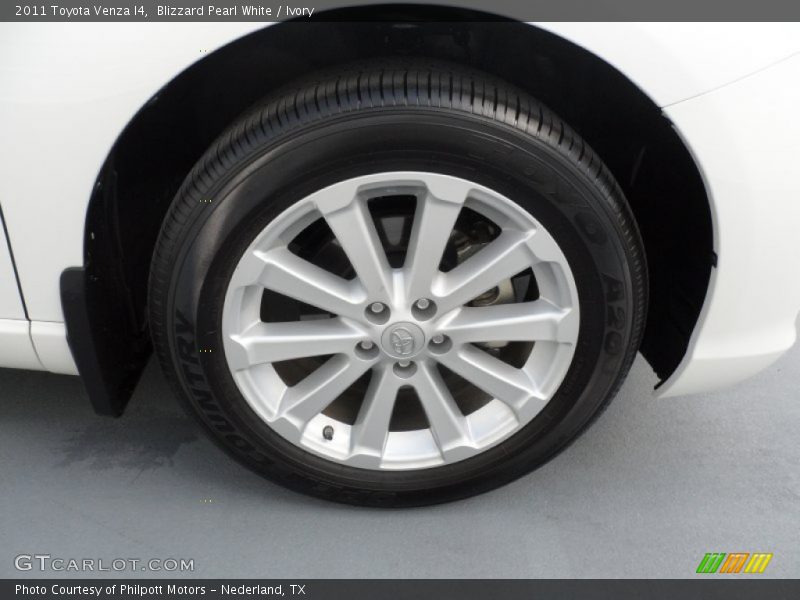 Blizzard Pearl White / Ivory 2011 Toyota Venza I4