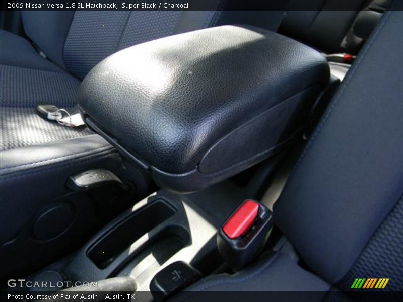 Super Black / Charcoal 2009 Nissan Versa 1.8 SL Hatchback