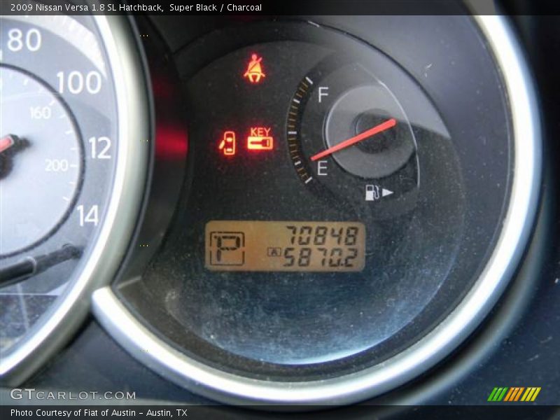 Super Black / Charcoal 2009 Nissan Versa 1.8 SL Hatchback