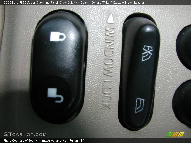 Oxford White / Castano Brown Leather 2006 Ford F350 Super Duty King Ranch Crew Cab 4x4 Dually