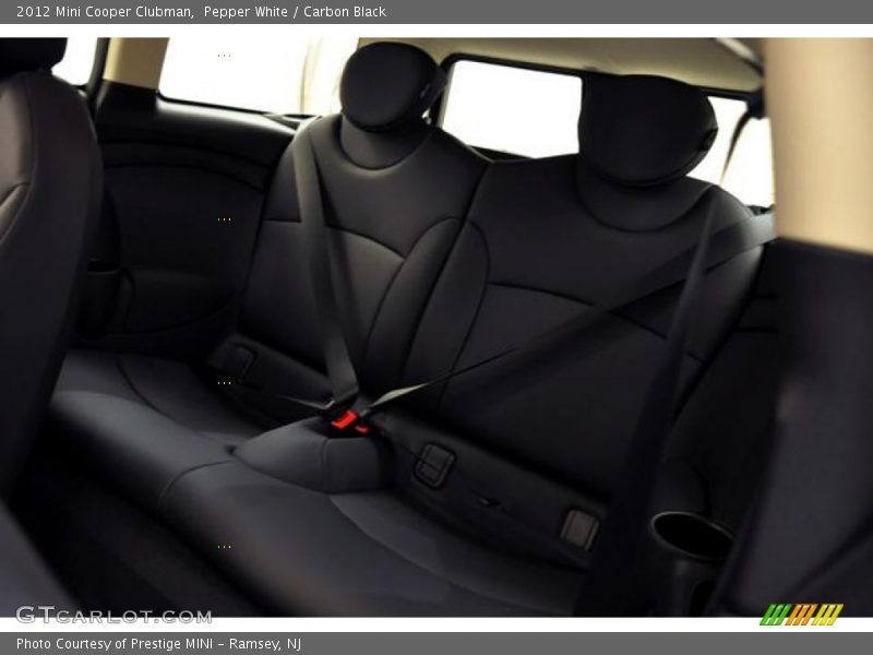 Pepper White / Carbon Black 2012 Mini Cooper Clubman