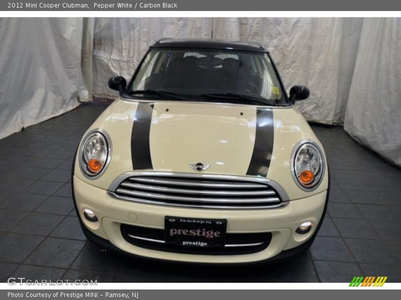 Pepper White / Carbon Black 2012 Mini Cooper Clubman