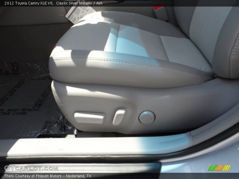 Classic Silver Metallic / Ash 2012 Toyota Camry XLE V6