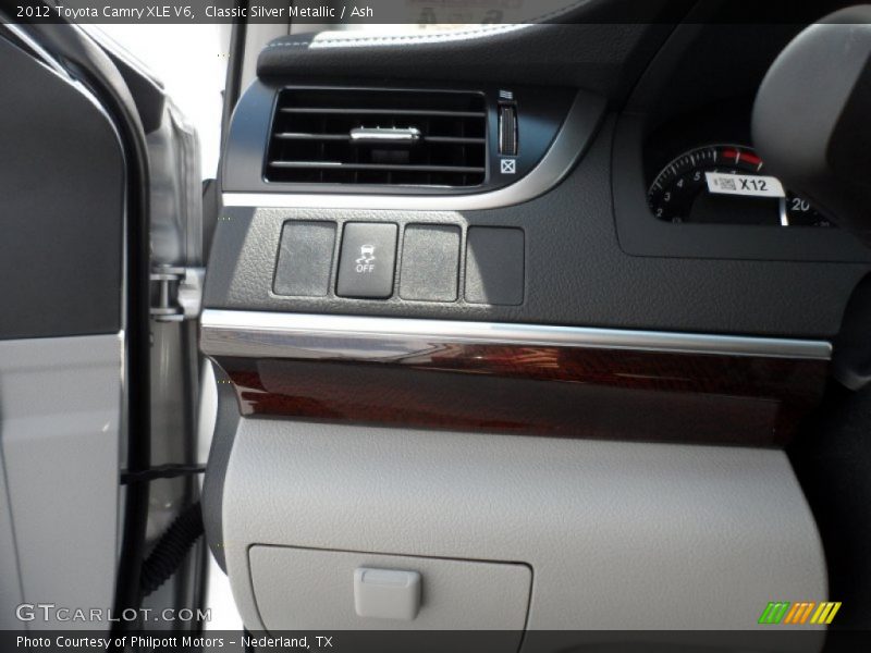 Classic Silver Metallic / Ash 2012 Toyota Camry XLE V6