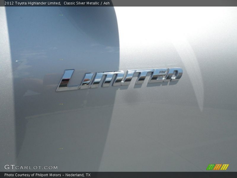 Classic Silver Metallic / Ash 2012 Toyota Highlander Limited