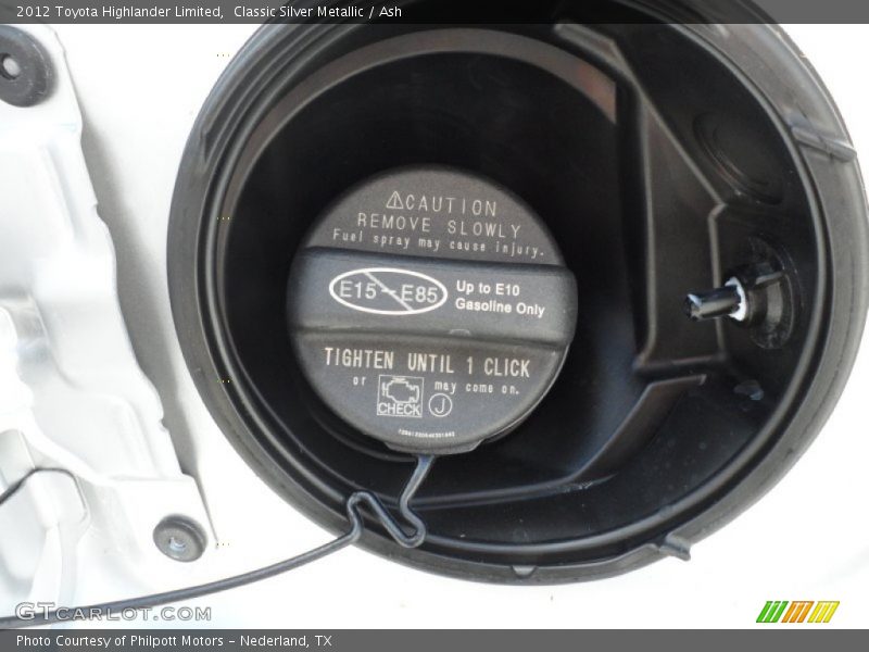 Classic Silver Metallic / Ash 2012 Toyota Highlander Limited