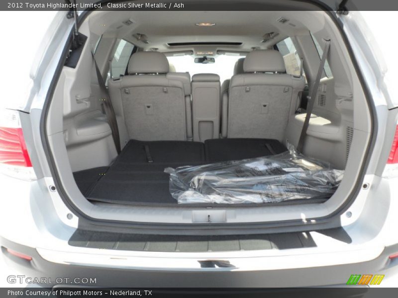Classic Silver Metallic / Ash 2012 Toyota Highlander Limited