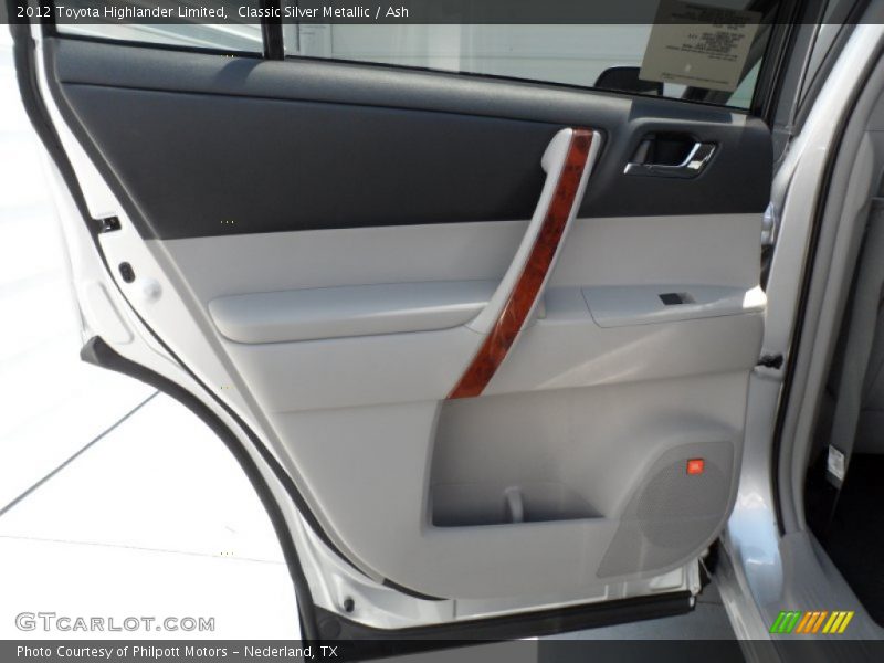 Classic Silver Metallic / Ash 2012 Toyota Highlander Limited