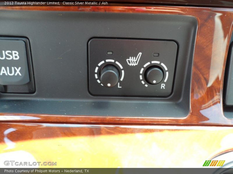 Classic Silver Metallic / Ash 2012 Toyota Highlander Limited