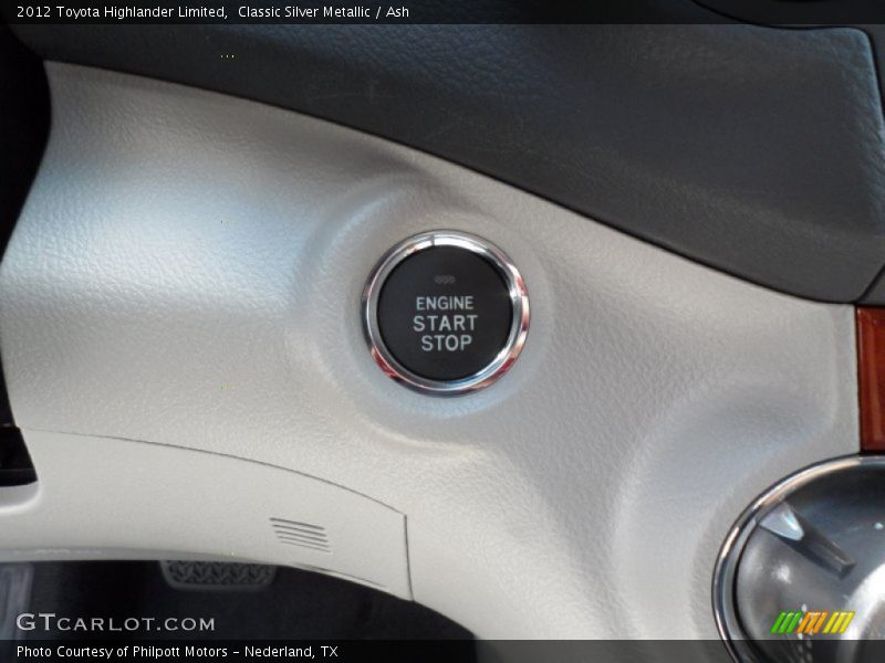 Classic Silver Metallic / Ash 2012 Toyota Highlander Limited